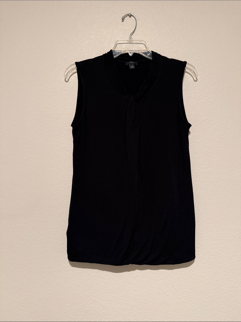 Ann Taylor Factory Black Sleeveless Tie-Neck Knit Top